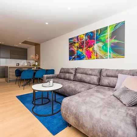 Luxury El Paradiso Sea & View Apartment